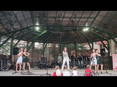 Емили Джамбазова и Нова Магия "Respect"