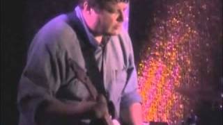 Kispál és a Borz - WC-n sírni - hivatalos videóklip