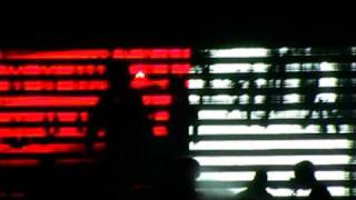 Massive Attack - Red Light (Moscow)