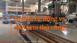 Dùng máy in tem tự động hay dùng dán tem thủ công bằng công nhân? Holztek Pro-LB1325.