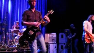 Minus the Bear - Houson, We Have Uh-Oh