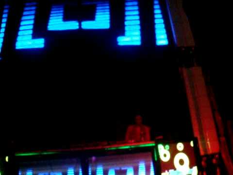 Gareth Emery vs. Delirium - This is Silence, played by Jennifer Rene @ D'Embossa Guatemala