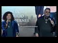 Lucero Mijares y Mijares cantando el tema de la telenovela "El Ángel de Aurora"