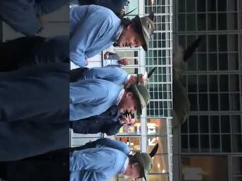 Alpini  a milano  2019 .