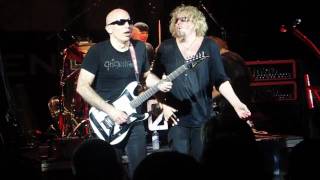 Chickenfoot - Highway Star (Deep Purple Cover) - 25th June 2009