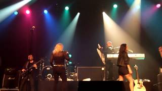 Kim Wilde - Words Fell Down (Live Bel&#39;Zik Festival - 20.03.15)