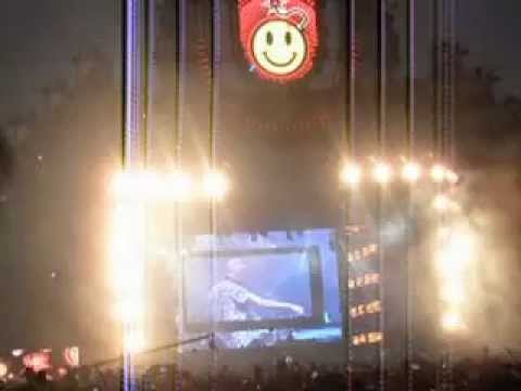 Fatboy Slim feat Donna Summer & Adele - I Feel Love (rollin in the deep) Ultra Music Festival 2013