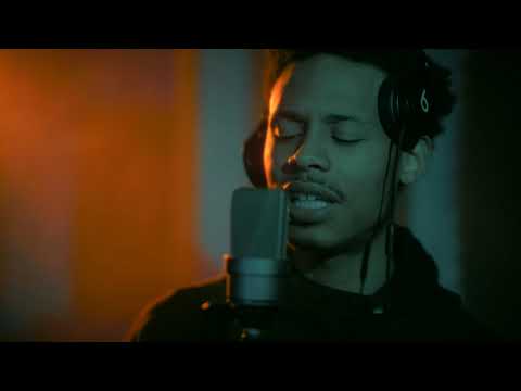 Ty Burst - In Studio Freestyle (prod. By OUHBOY)