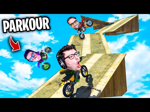 NUOVO PARKOUR IMPOSSIBILE CON LE MOTO! - GTA 5