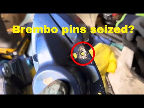 QUICK TIP : How to remove REALLY STUCK OR SEIZED brake pins on Brembo brakes (BMW , Benz, Audi)