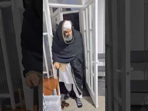 Owais raza qadri beautiful entry uk 🇬🇧 mehfil 2024 #youtubeshorts #trending #status