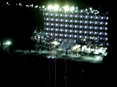 Beyonce - Crazy in love - 07/02/2010