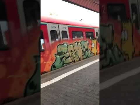 S6 nach Groß-Karben fährt aus Galluswarte aus