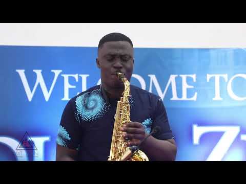 VOVOME SAX MEDLEY - Nii Armah