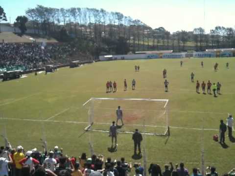 Gol de penalti BAIANO (Arapongas 2 x 0 Portuguesa Londrinense) 15/08/2010