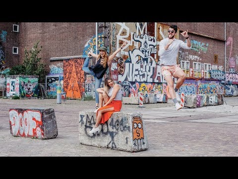 Busabout: A Day on Hop-on Hop-Off