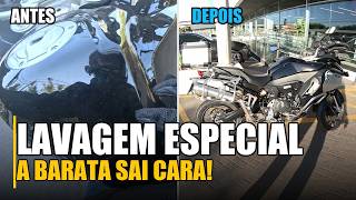 Levei a BMW F900 GS pra Lavagem Especial! Por Que Lavagem Barata Pode Sair MUITO Cara