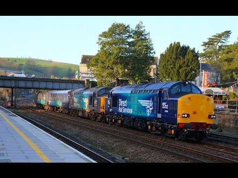 37069 & 37609 with escort coaches at Totnes    28/01/16