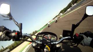 preview picture of video 'Varano de Melegari 29/06/2012  Yamaha FZ6 vs Suzuki GSR 600'