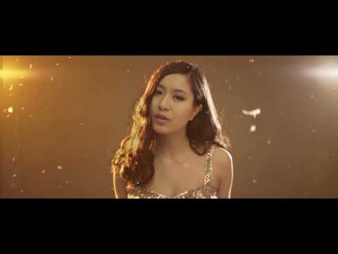 Blaikz feat. Get Scarlet - Head In The Clouds (Official Video HD)