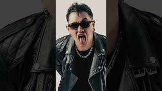 Download lagu Vicky Nitinegoro (lahir 18 juli 1983) #vickynitinegoro #shots #viralshort mp3