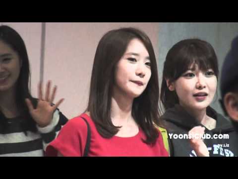 120609 YoonSic - Taoyuan Airport