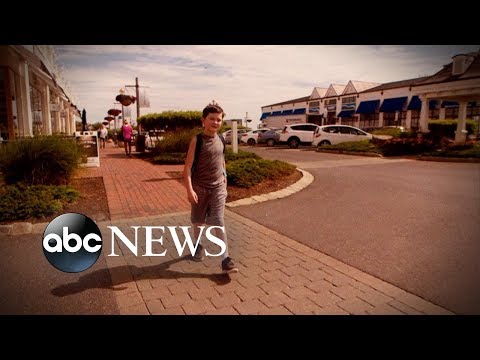 Mother leaves 8-year-old son alone at the beach l What Would You Do?