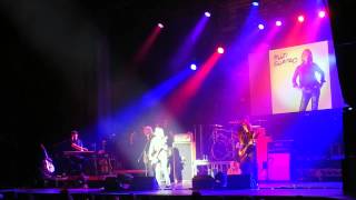 Suzi Quatro - 'Strict Machine' live in Sydney (Enmore Theatre 14-02-15)