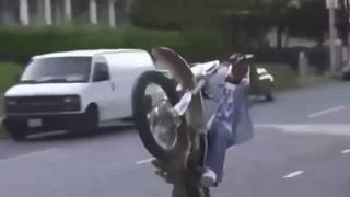 Авто Мото приколы и НЕ приколы, ПАДЕНИЯ и УДАЧИ Automotive fun and failure.