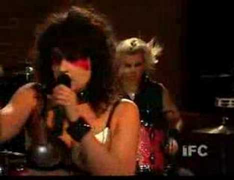Videoclip de Hit It Hard — Peaches