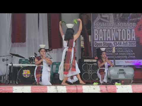 Tortor Sipitu Sawan oleh Sanggar Emmeni Simbolon