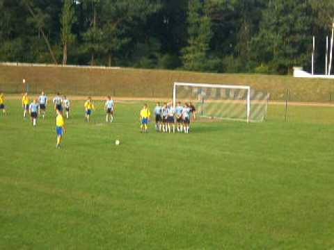 MKS Lędziny- Krupiński Suszec 0:0 (słupek Polarza)