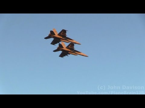 2017 Airshow London (Twilight Show) - 2x ship F 18E arrival & CC-177 departure