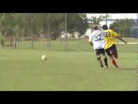 Laginha faz boa jogada...