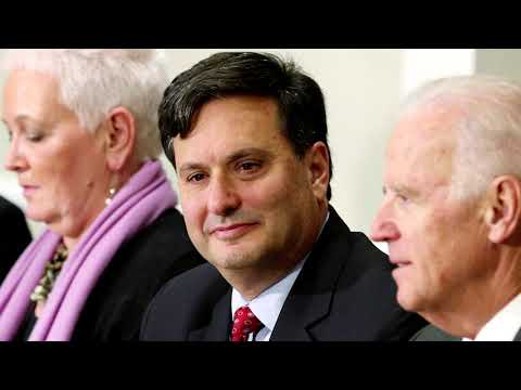 バイデンがホワイトハウスのチーフスタッフにロン・クラインを指名 (Biden names Ron Klain as White House chief of staff)