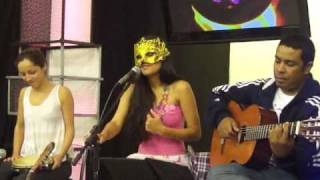 Laiza Moraes no Programa Caleidoscópio canta NOVO AMOR (Edu Krieger)