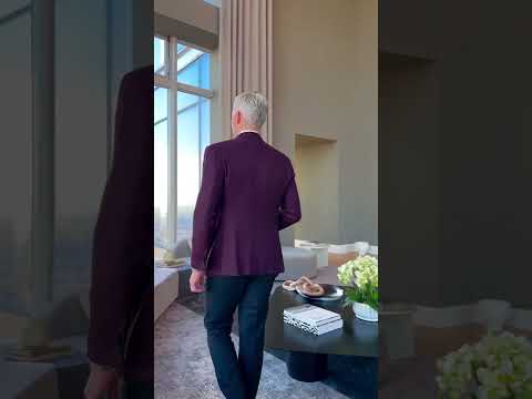 Peak Into a Billionaires Private Party