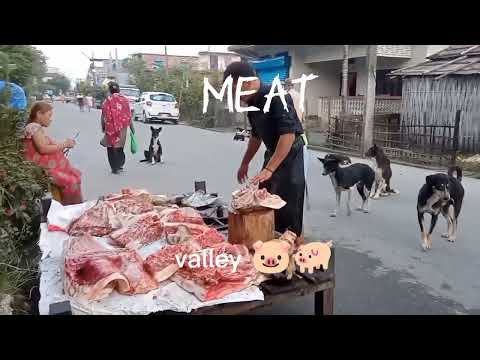 YABA YABA NEW VLOG,PIG MEAT CUTTING SKILL FROM NEPAL ITAHARI,🐖🐷🤘🤘😎😎