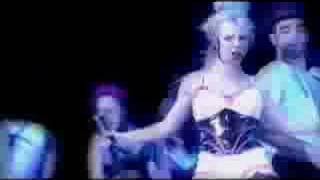 Britney Spears - L.O.V.E