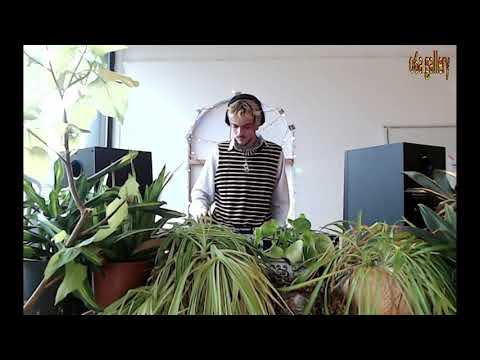 MEZUS Live from o6a Gallery