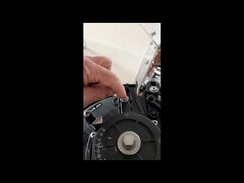 Johnson 1996 90hp 60deg V4 OIS Ignition Timing using a timing light