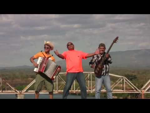 La Trenzuda - La Maquina De El Salvador (Video Oficial)