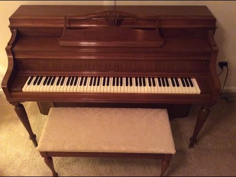 Steinway & Sons Upright Piano – Classic Craftsmanship image 5