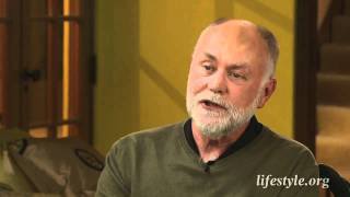 Robert David Hall from CSI talks with Ruta Lee about his car accident for Lifestyle Magazine video