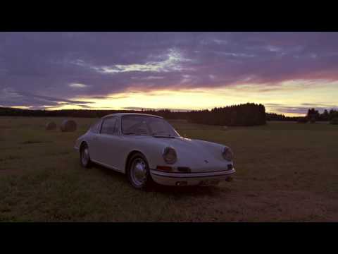 Thumbnail for Motopark presents: Porsche 911 from 1965 by Porsche 911, Porsche