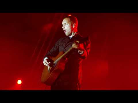 Coldplay live at Bell Centre in Montreal - 2003-02-25 - (Audience) [Poor me live debut]