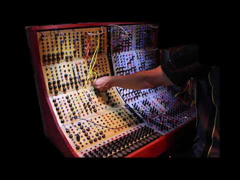 22 08 18 Serge Modular System - NTO to VCFQ + Reverb (short video)