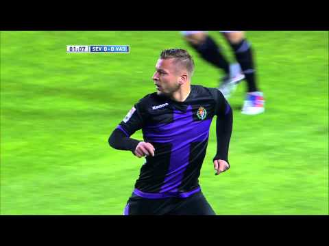La Liga | Gol de Ebert (0-1) en el Sevilla FC - Real Valladolid  | 03-12-2012 | J14