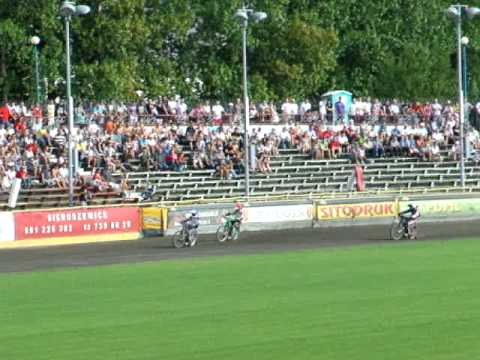 14.08.2011r. ŻKS OSTROVIA Ostrów Wlkp. - WANDA Kraków - 13 bieg