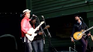 Chuck Prophet and Mission Express- Willie Mays  8/15/2013